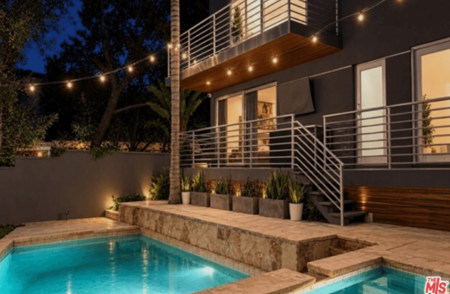 6830 Cahuenga Park Trail