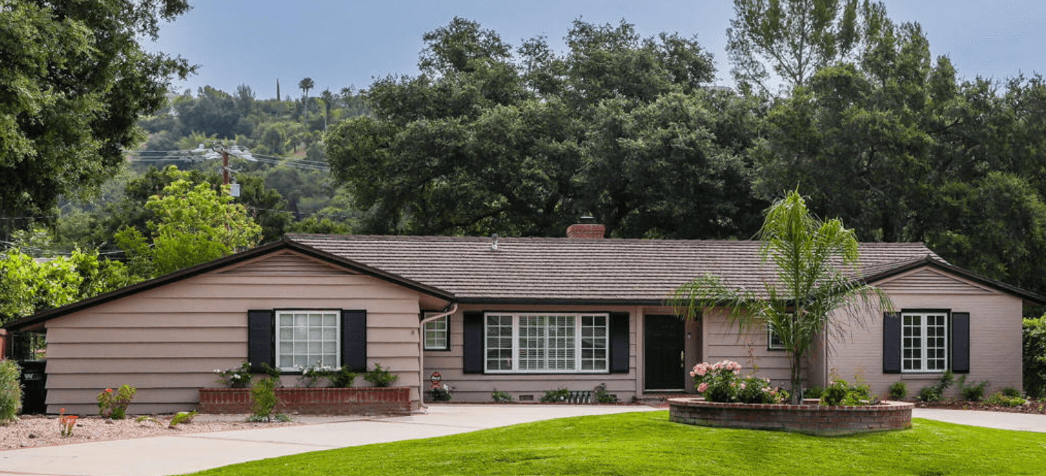 1538 Highland Oaks Drive